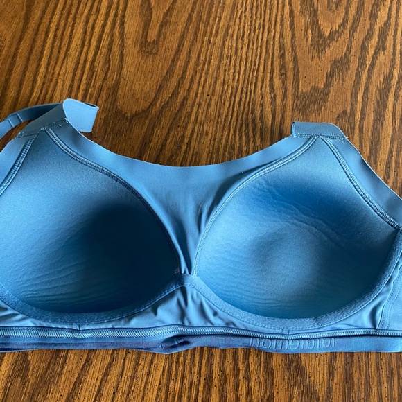 Lululemon Sz 32D Fine Form Sports Bra Med Support Adjustable Convertible in teal - Picture 2 of 5